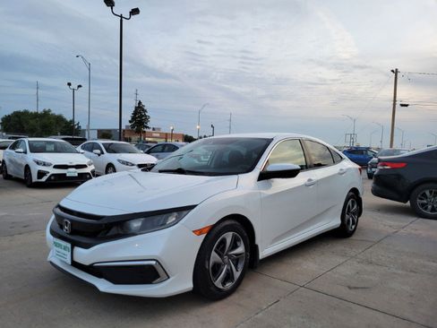 Used 2019 Honda Civic LX image 3