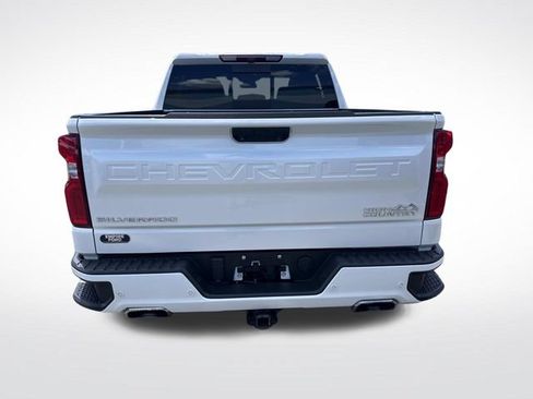 Used 2024 Chevrolet Silverado 1500 High Country w/ High Country Premium Package AWD/4WD image 4