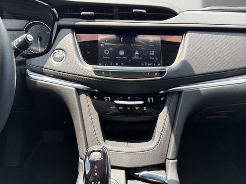 Used 2026 Cadillac XT5 Luxury FWD image 18