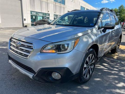 Used 2015 Subaru Outback 3.6R Limited AWD/4WD image 2