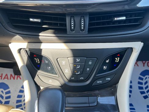 Used 2020 Buick Envision Premium w/ Driver Confidence Package image 26