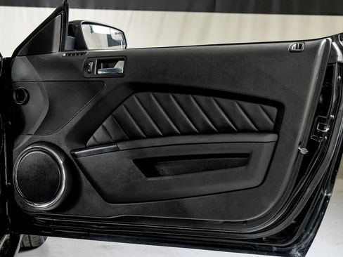 Used 2014 Ford Mustang Premium w/ Equipment Group 201A image 27