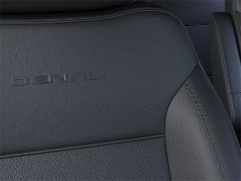 New 2026 GMC Yukon XL Denali image 21