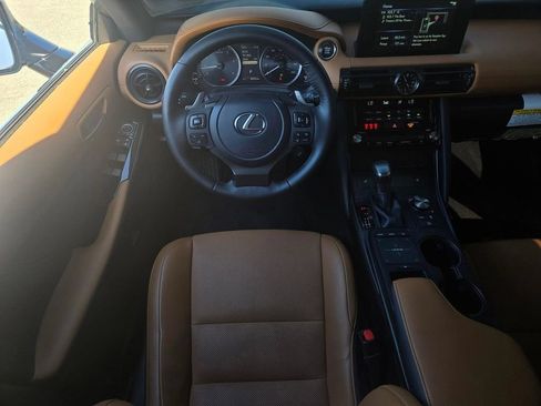 Used 2025 Lexus IS 300 F Sport RWD image 8