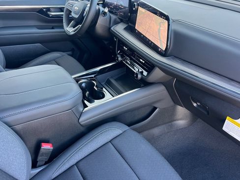 New 2026 Chevrolet Tahoe LS w/ LS Custom Edition AWD/4WD image 14