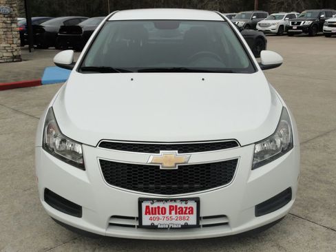 Used 2014 Chevrolet Cruze LT FWD image 2