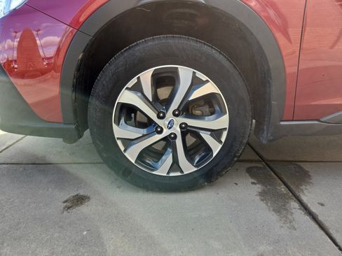 Used 2022 Subaru Outback Limited image 11