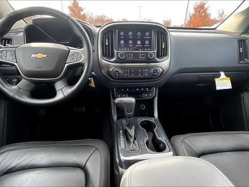 Used 2021 Chevrolet Colorado Z71 image 16