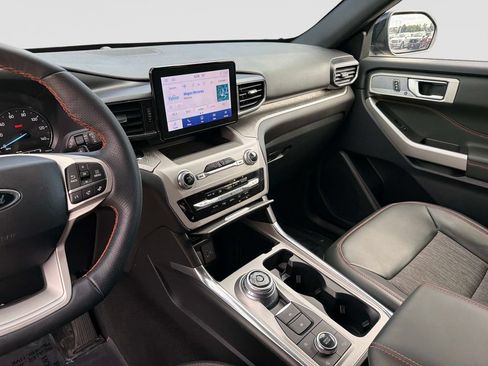 Used 2024 Ford Explorer Timberline w/ Timberline Technology Package AWD/4WD image 29