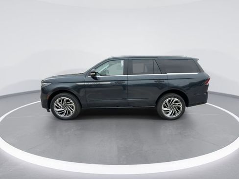 New 2025 Lincoln Navigator Reserve image 5
