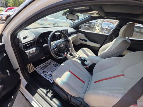 Used 2020 Hyundai Veloster Turbo Ultimate FWD image 11