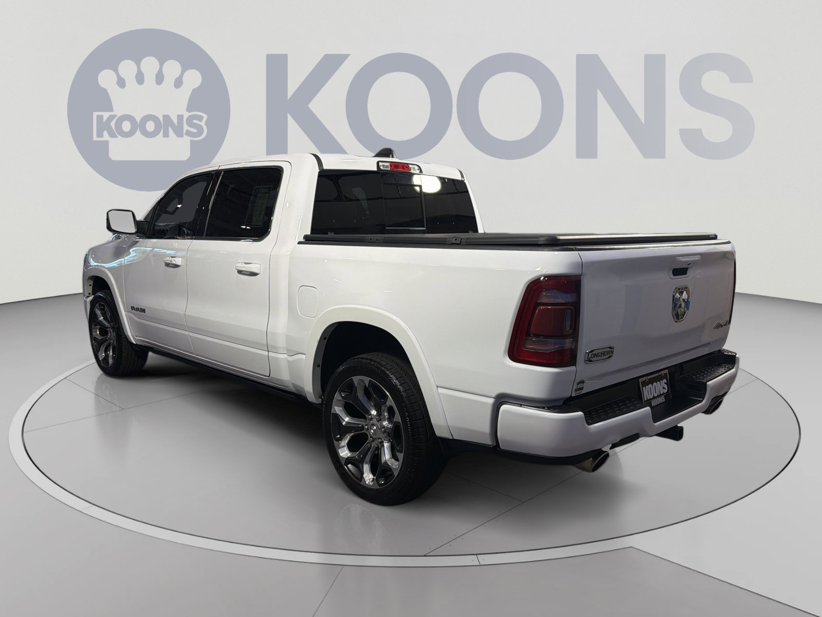 Used 2024 RAM 1500 Limited w/ Body Color Bumper Group AWD/4WD image 4