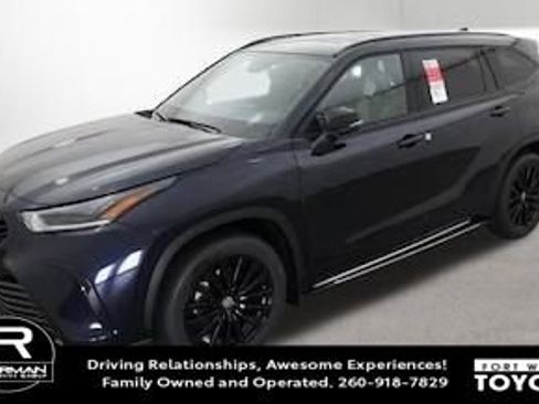 Used 2025 Toyota Highlander XSE AWD/4WD image 1