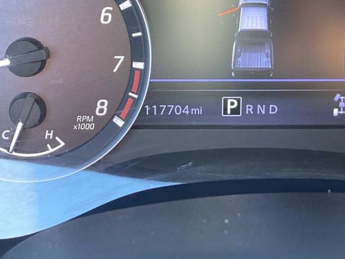 Used 2022 Nissan Frontier SV AWD/4WD image 29
