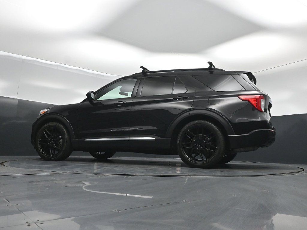 Used 2020 Ford Explorer XLT RWD image 47