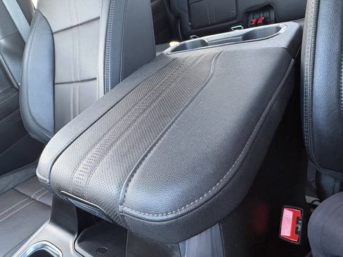 Used 2025 Chevrolet Silverado 1500 High Country w/ High Country Premium Package image 29