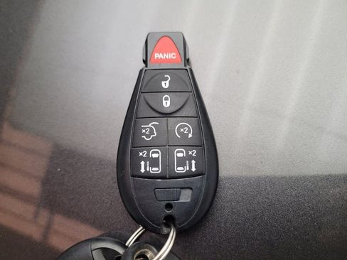 Used 2019 Dodge Grand Caravan GT FWD image 32