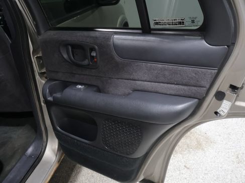 Used 1998 Chevrolet Blazer LS w/ Preferred Equipment Group RWD image 21