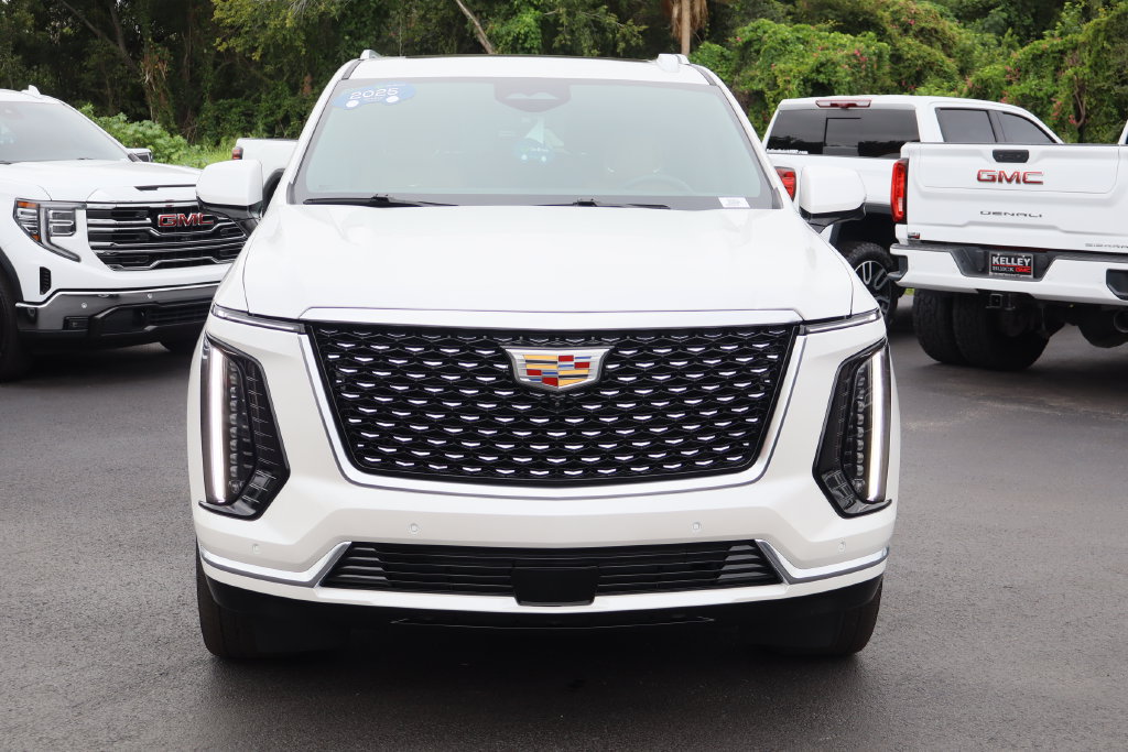 Certified 2025 Cadillac Escalade Premium Luxury w/ Touring Package AWD/4WD image 4