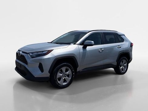 Used 2025 Toyota RAV4 XLE image 1