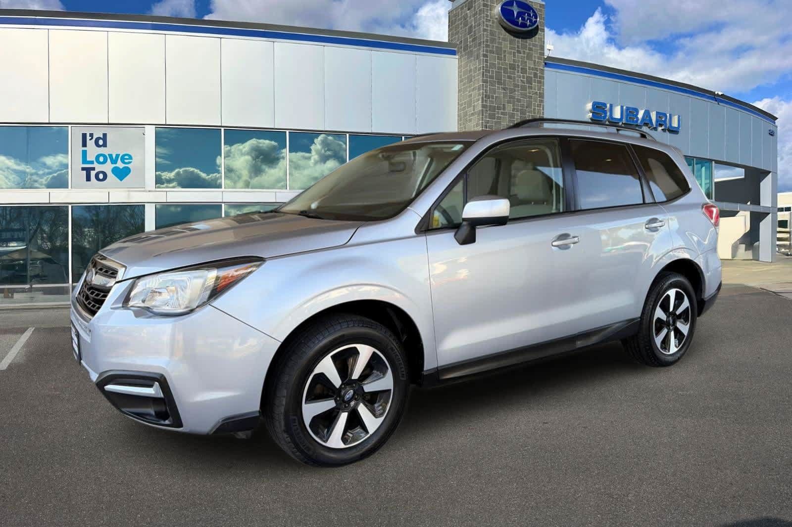 Used 2017 Subaru Forester 2.5i Premium AWD/4WD image 1