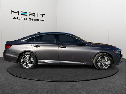 Used 2019 Honda Accord EX-L image 10