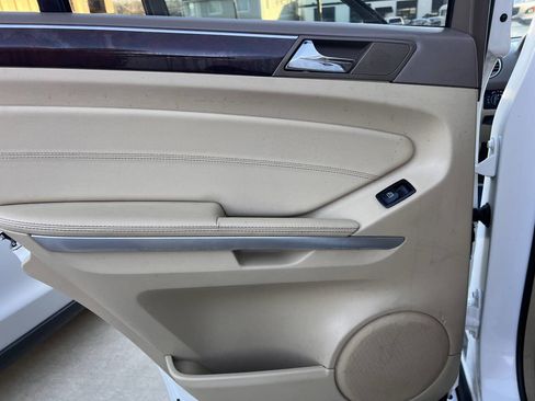 Used 2010 Mercedes-Benz ML 350 2WD image 29