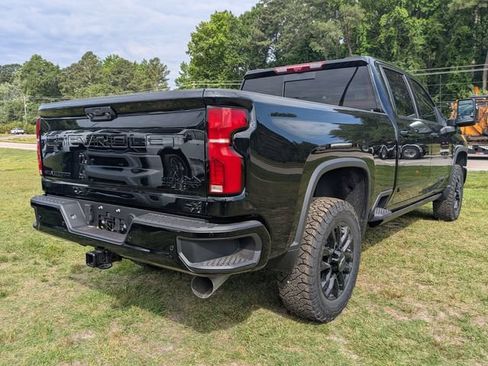 New 2026 Chevrolet Silverado 2500 High Country w/ Midnight Edition AWD/4WD image 2