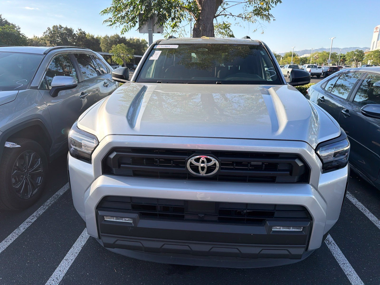Used 2025 Toyota 4Runner SR5 AWD/4WD image 3