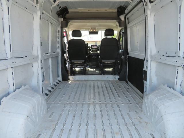 Used 2024 RAM ProMaster 2500 w/ Convenience Group FWD image 18
