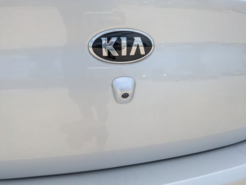 Certified 2021 Kia Rio S FWD image 7