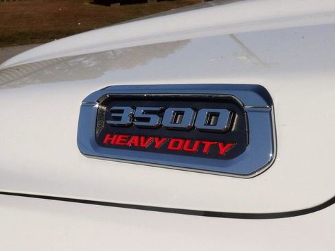 Used 2024 RAM 3500 Big Horn image 11