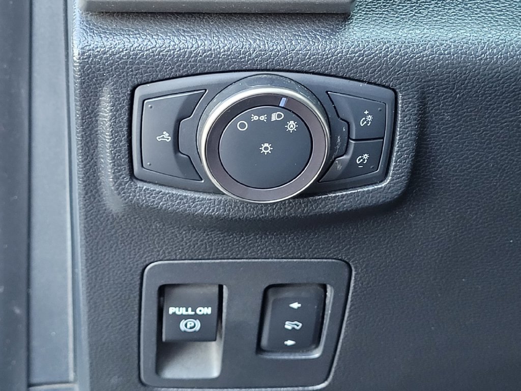 Used 2019 Ford F150 Raptor w/ Equipment Group 802A Luxury AWD/4WD image 10