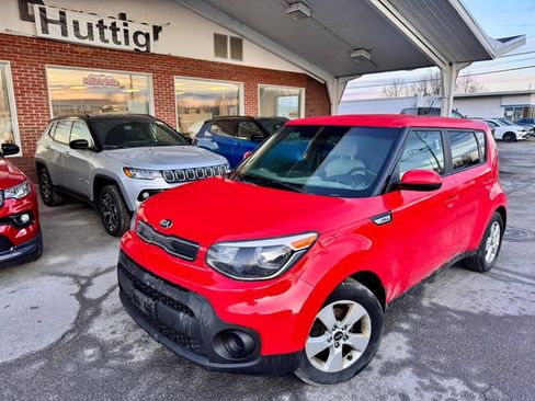 Used 2019 Kia Soul FWD image 1