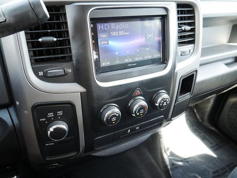 Used 2013 RAM 1500 ST w/ SXT Appearance Group AWD/4WD image 30
