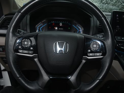 Used 2022 Honda Odyssey Elite image 14