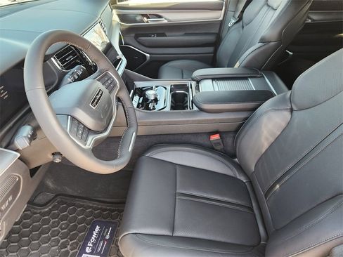 New 2026 Jeep Grand Wagoneer L Limited image 10