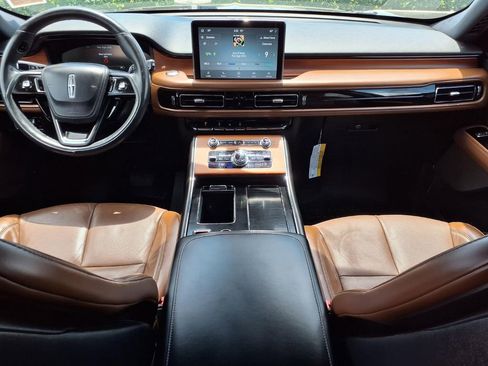 Certified 2020 Lincoln Aviator Reserve w/ Equipment Group 201A RWD image 9