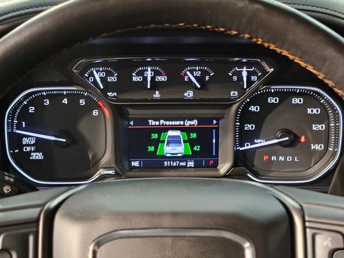 Used 2021 GMC Sierra 1500 AT4 w/ AT4 Premium Package image 15