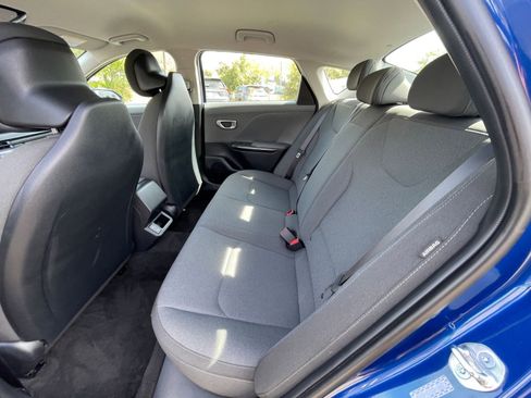 Used 2025 Kia K4 LXS image 24