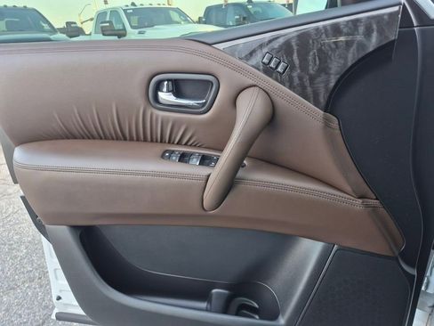 Used 2024 Nissan Armada Platinum w/ Captain's Chairs Package image 17