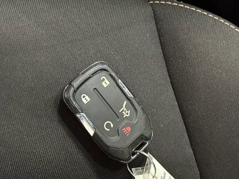 Used 2019 GMC Terrain SLE w/ Driver Convenience Package image 26