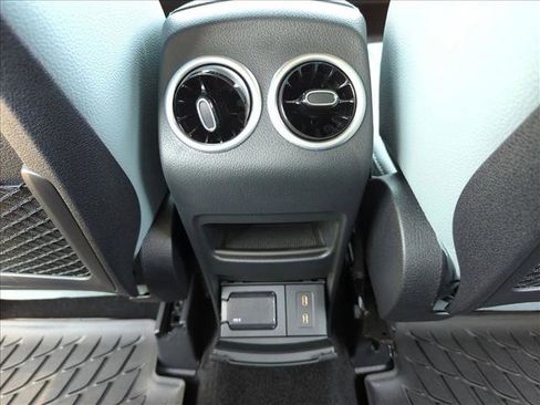 Certified 2026 Mercedes-Benz GLB 250 image 17