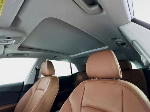 Used 2022 Audi Q8 Premium Plus image 15