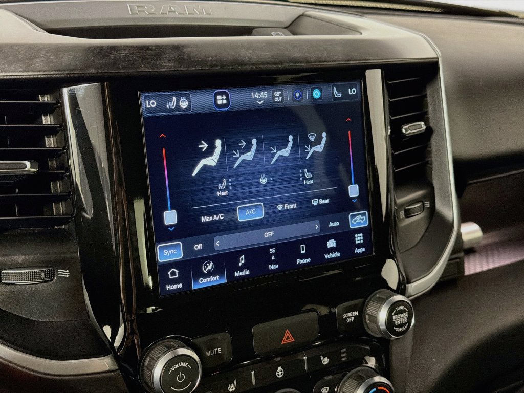 Used 2022 RAM 1500 Big Horn AWD/4WD image 16