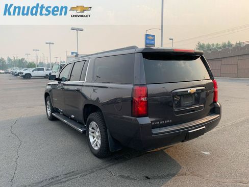 Used 2018 Chevrolet Suburban LT AWD/4WD image 5