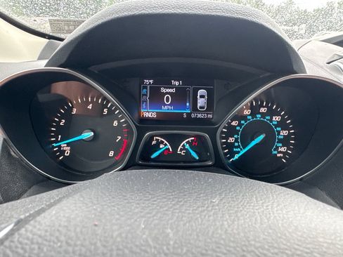Used 2016 Ford Escape SE AWD/4WD image 17