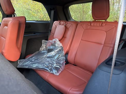 New 2026 Lincoln Aviator Reserve w/ Illumination Package image 32