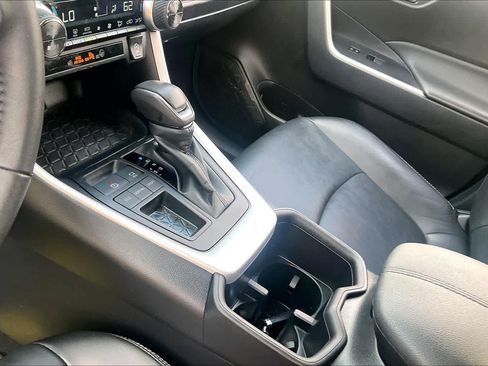 Used 2024 Toyota RAV4 XLE Premium FWD image 17