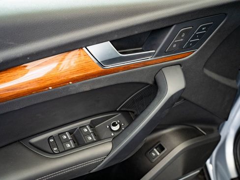 Certified 2022 Audi Q5 2.0T Premium Plus w/ Premium Plus Package image 23